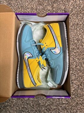 Nike SB Dunk Low Pro ‘Muni Fast Pass-Lightening’ size 9.5 men’s. NEW